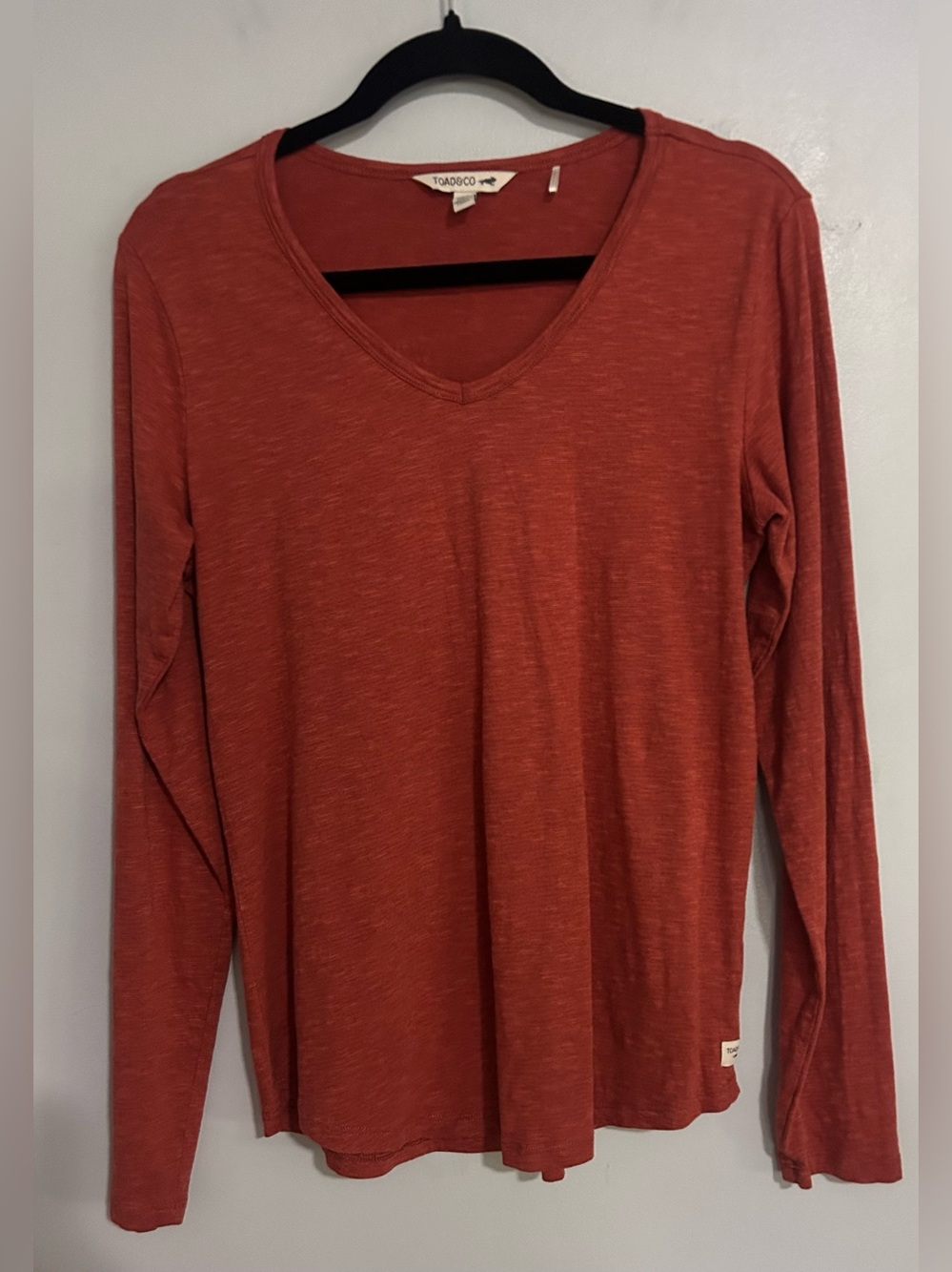 Toad&Co Marley II Long Sleeve Tee Women’s Medium Rust Orange V-Neck